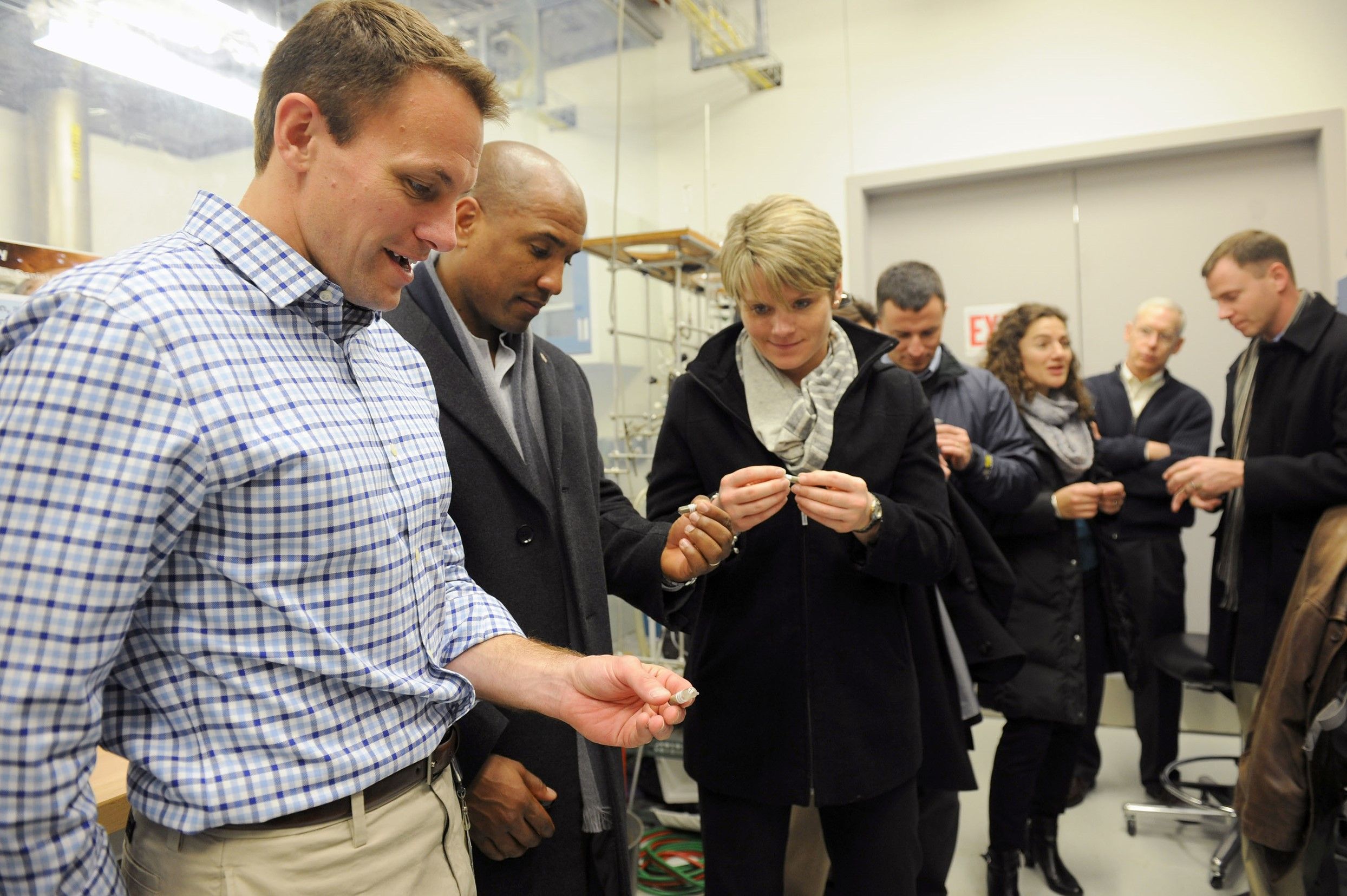 NASA Astronaut Candidate Class of 2013 getting a tour of the Astrobiology Analytical Lab.